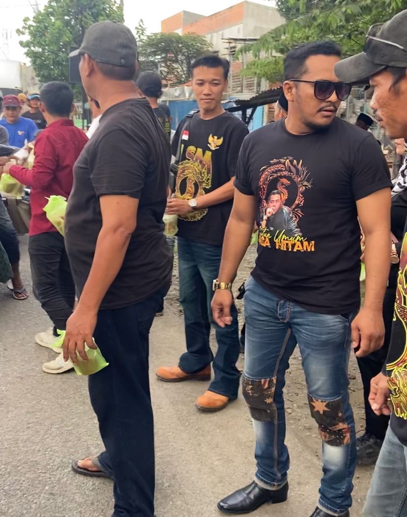 LSM Naga Hitam Gelar Bakti Sosial Berbagi Takjil di Bulan Ramadhan 1446 H. 1 IMG 20250326 WA0029