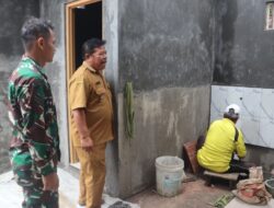 Kades Cikuya dan Satgas TMMD Pastikan Progres MCK Mushola Al-Badriah Capai 70 Persen