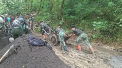 Tak Kenal Medan Ekstrem, Pengabdian Tanpa Batas Satgas TMMD 127 Kodim Brebes Pantang Menyerah