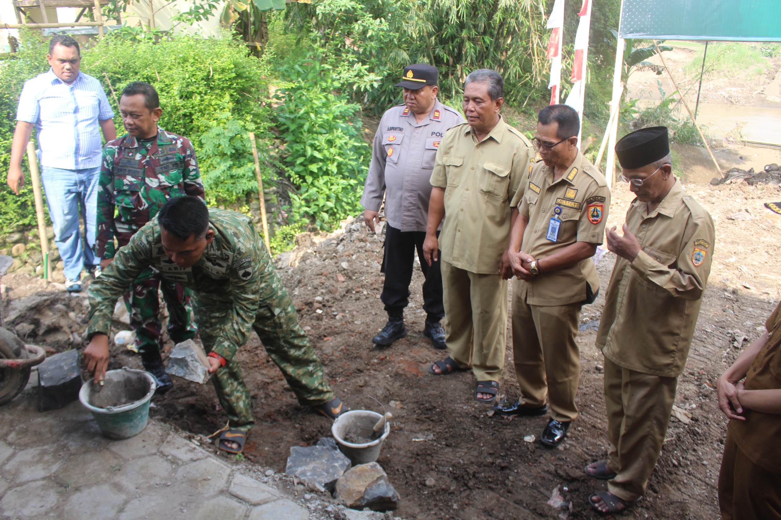 Dandim Pemalang Ikuti Vidcon Ground Breaking Jembatan Garuda Tahap III & IV Bersama Pangdam IV/Diponegoro 1 IMG 20260331 WA0053