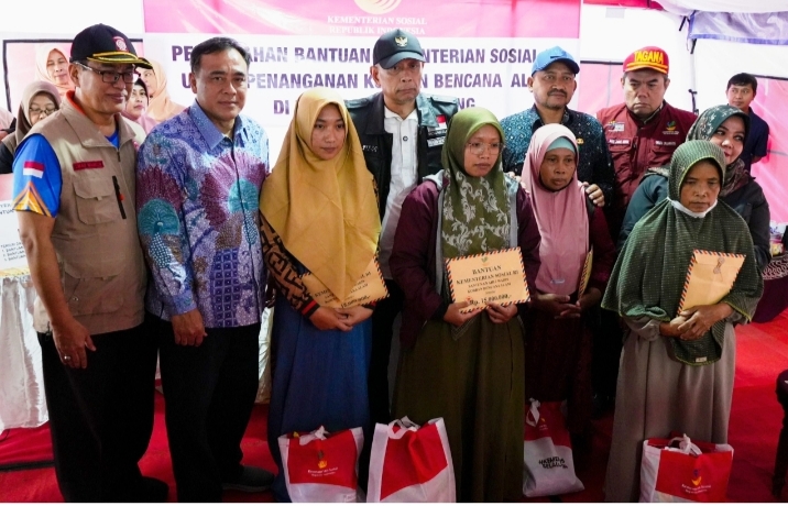 Kemensos Kucurkan Bantuan Rp1,4 Miliar untuk Korban Bencana Pemalang