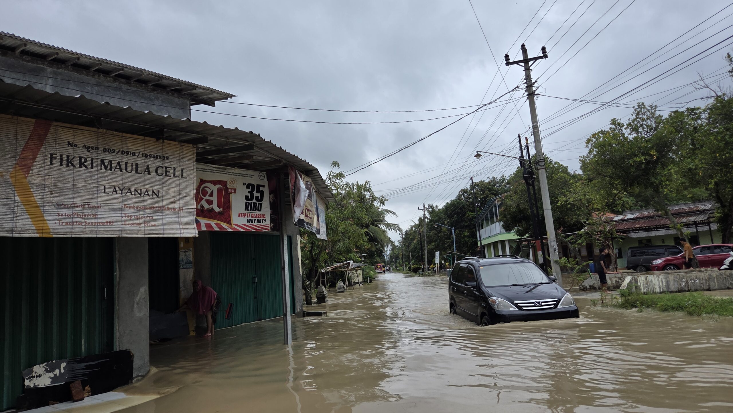 Sungai Comal Meluap, Seluruh Wilayah Desa Pesantren Ulujami Terendam Banjir 1 20260326 112302 scaled