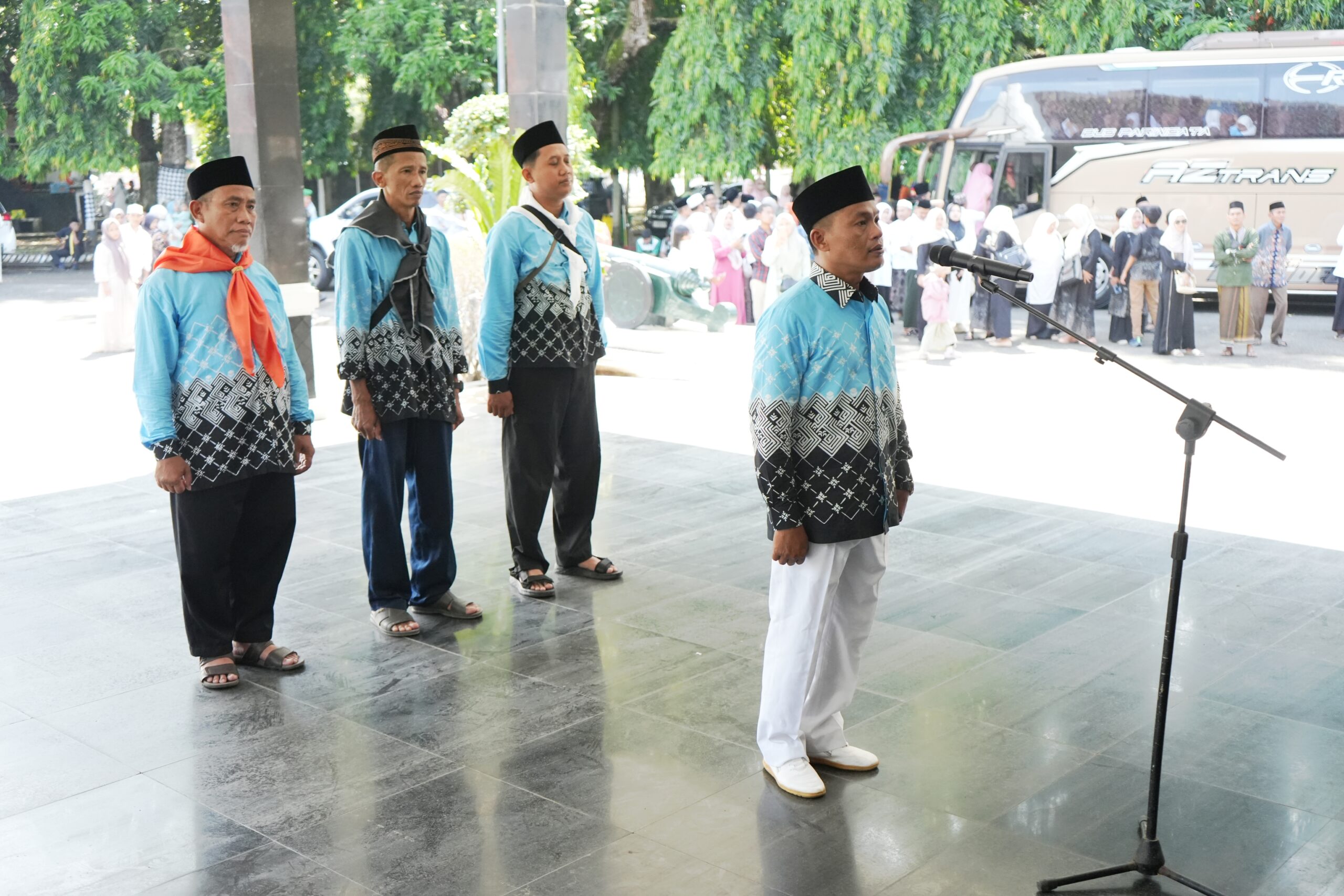 Lepas Jemaah Haji Kloter 9, Pemkab Pemalang Titip Doa Keberkahan untuk Daerah