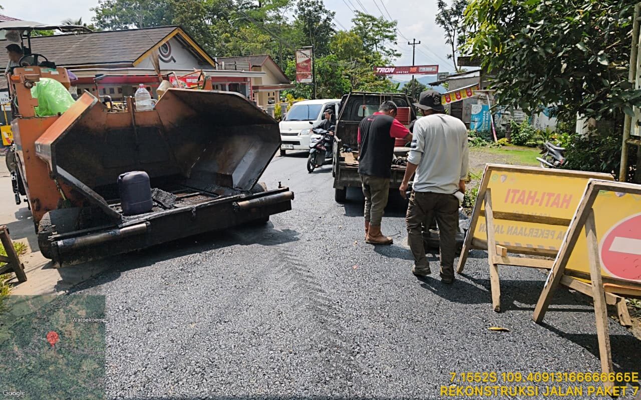 Strategi DPUPR Pemalang, Rekonstruksi Jalan Paket 7, Aspal dan Beton 1 Strategi DPUPR Pemalang, Rekonstruksi Jalan Paket 7, Aspal dan Beton