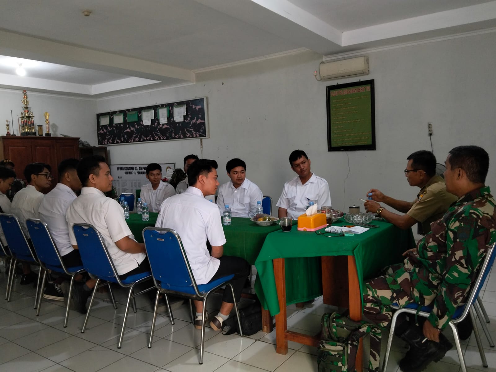 Koramil 07/Ampelgading Gelar Silaturahmi dan Koordinasi Program Makan Bergizi Gratis (MBG) 1 IMG 20260623 WA0033