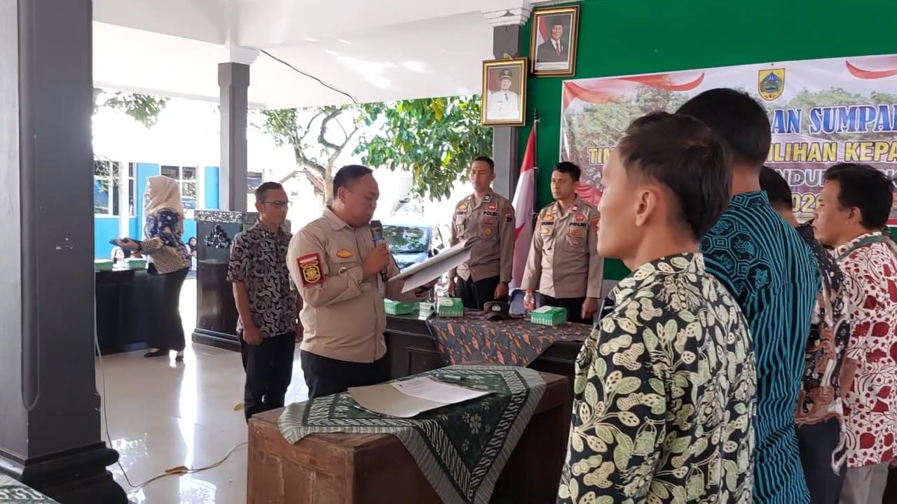 Camat Randudongkal Ambil Sumpah Tim Pengawas Pilkades 2026, Fokus Jaga Netralitas Mutlak. 1 IMG 20260711 WA0020