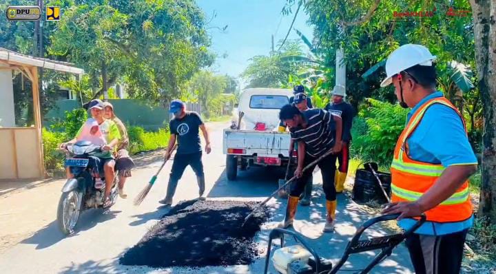 Tingkatkan Kualitas Aspal, DPUPR Pemalang Garap Perbaikan Jalan Ruas Ambowetan–Tumbal