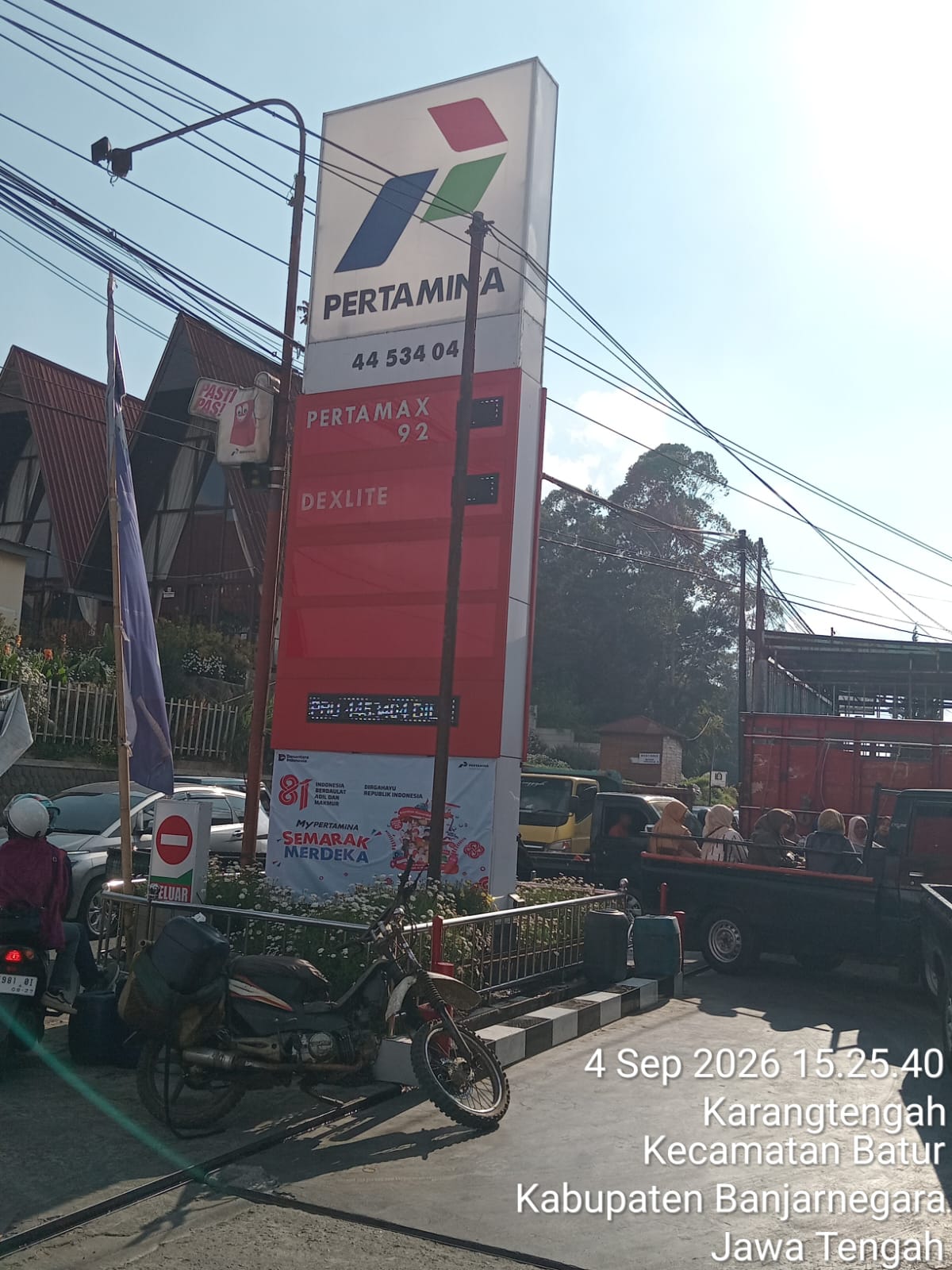 Solar Subsidi Pakai Jerigen di SPBU Karangtengah, Diduga Tanpa Surat: Untuk Pertanian atau Ada Permainan? 1 IMG 20260915 WA0023