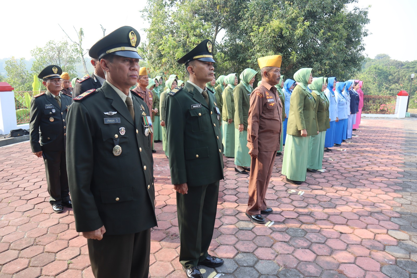 Kasdim Pemalang Pimpin Upacara Ziarah Nasional Peringati HUT Ke-81 TNI 1 IMG 20260928 WA0016